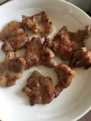 烤肉黄瓜蒜香面的做法步骤：5