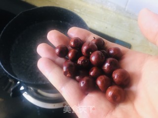野生酸枣奶茶的做法步骤：1