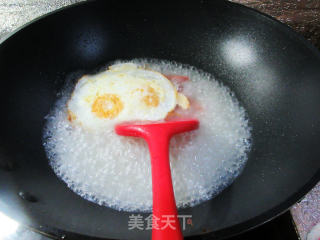 香肠鸡蛋玉米面条的做法步骤：5