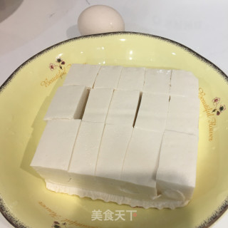 蟹味菇烧豆腐的做法步骤：2