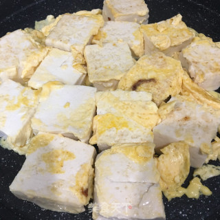 蟹味菇烧豆腐的做法步骤：7