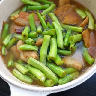 回锅肉炖豇豆角的做法步骤：11