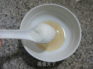 糖醋鸡翅中的做法步骤：3