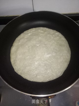 鸡蛋肉松手抓饼的做法步骤：2