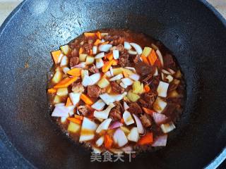 酱香牛肉焖饭的做法步骤：8