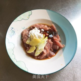 孜然牙签肉的做法步骤：2