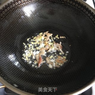 包菜肉丝的做法步骤：2