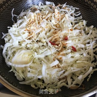 包菜肉丝的做法步骤：5