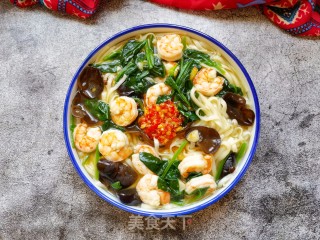 菠菜虾仁捞面的做法步骤：17