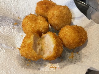 酥炸虾丸的做法步骤：11