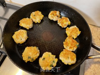 香煎虾饼的做法步骤：7