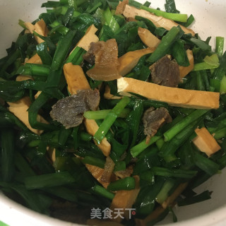 肉片香干炒韭菜的做法步骤：8