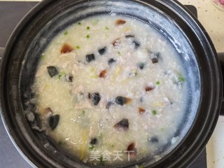 皮蛋瘦肉粥的做法步骤：17