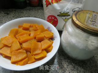 南瓜饼的做法步骤：1