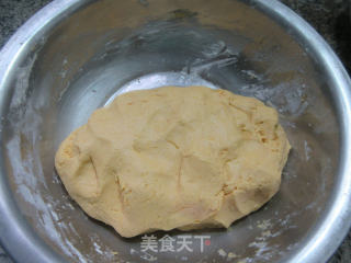南瓜饼的做法步骤：4