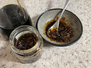西兰花炒花蛤的做法步骤：2