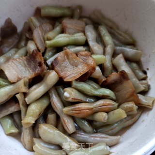 腊肉炖紫芸豆的做法步骤：13