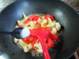 番茄煮花菜的做法步骤：6