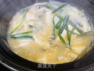 黄骨鱼豆腐杂菌煲的做法步骤：10
