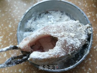 红烧鲢鱼的做法步骤：4
