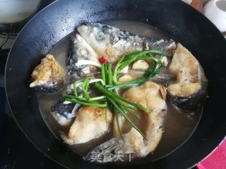 红烧鲢鱼的做法步骤：7