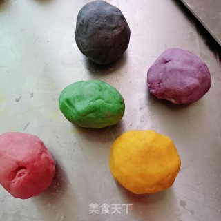 彩色蛋黄酥的做法步骤：7