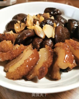 烧肉焖花菇的做法步骤：10