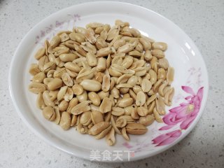 尖椒炒花生米的做法步骤：3