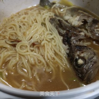 小石斑焖面的做法步骤：15