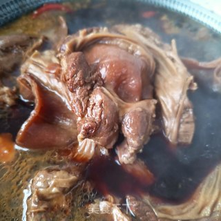 卤护心肉的做法步骤：11