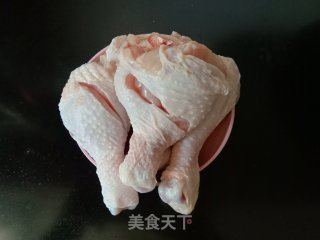 香辣鸡腿的做法步骤：1