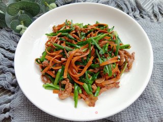 韭菜香干炒肉丝的做法步骤：10