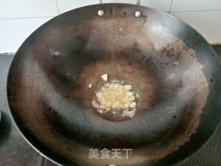 青椒炒香干的做法步骤：2