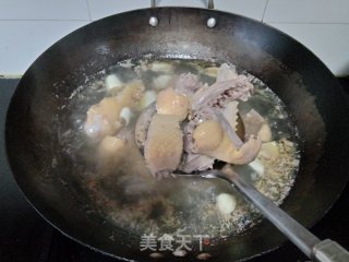 土豆烧番鸭的做法步骤：3