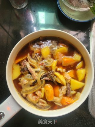 土豆胡萝卜焖牛杂的做法步骤：4