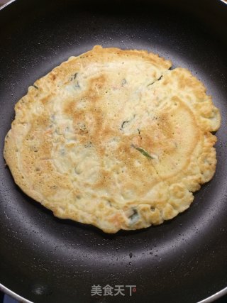 裙带菜鸡蛋饼的做法步骤：6