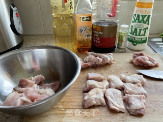 鸡腿菇煎鸡块的做法步骤：2