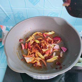 芹菜香辣虾的做法步骤：15