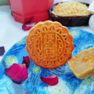 绿豆馅月饼的做法步骤：16