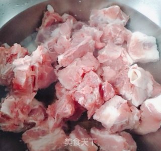 黄豆排骨汤的做法步骤：3