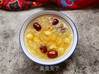 红枣莲子银耳汤的做法步骤：11