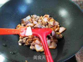 洋葱五花肉炒鸡心的做法步骤：9
