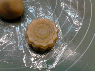 蔓越莓月饼的做法步骤：12