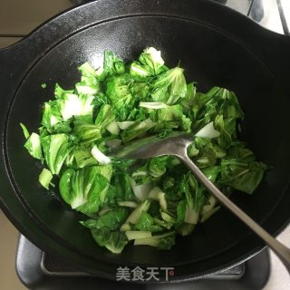 猪油炒白菜的做法步骤：2