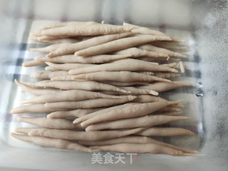 莜面鱼鱼的做法步骤：1