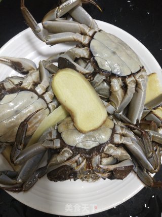 美味的清蒸大闸蟹的做法步骤：3