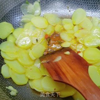 孜然土豆片的做法步骤：9