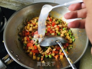 家常土豆丁拌面的做法步骤：9