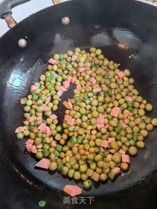 红肠豌豆的做法步骤：5