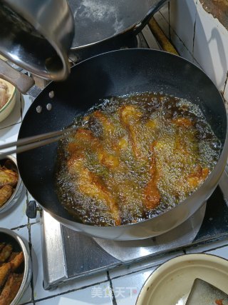 酥脆鱼块的做法步骤：3